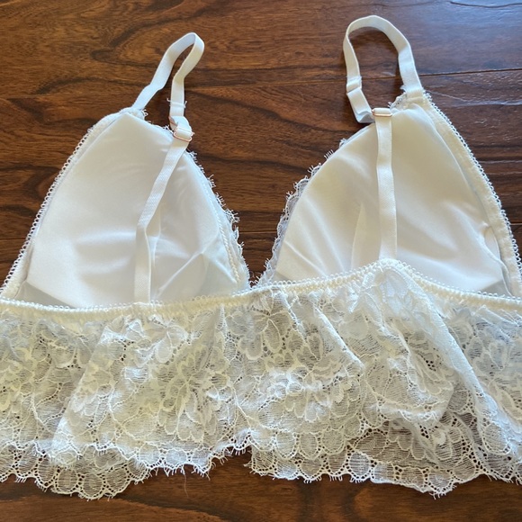 Stunning sexy lace bralette in size L - Picture 4 of 4